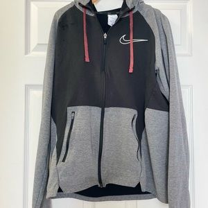Nike men's thermafit hoodie size M used